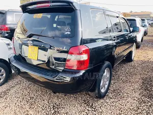 Toyota Kluger 2004 Black