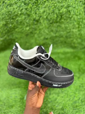 Air Force 1 Paris Black Edition 
