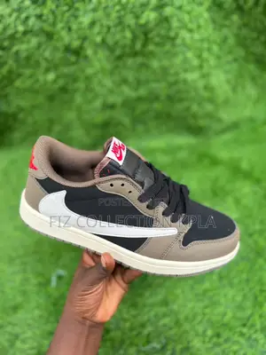Nike Air Jordan 1 Low Og Sp Travis Scott "Mocha"