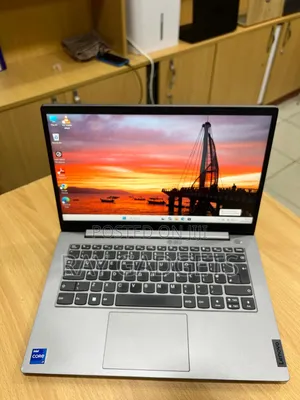 New Laptop Lenovo ThinkBook 13 16GB Intel Core i7 SSD 256GB