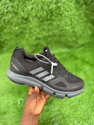 Adidas Terrex Black Summit