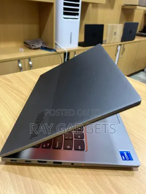 New Laptop Lenovo ThinkBook 13 16GB Intel Core i7 SSD 256GB