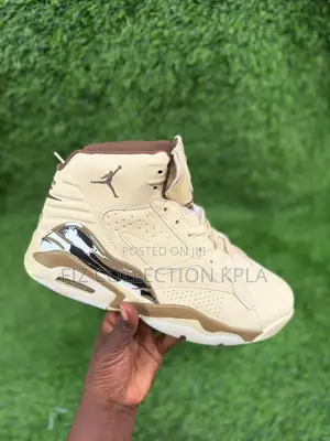 Cream Royale Jordan 7
