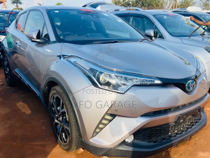 Toyota C-HR 2017 Gray