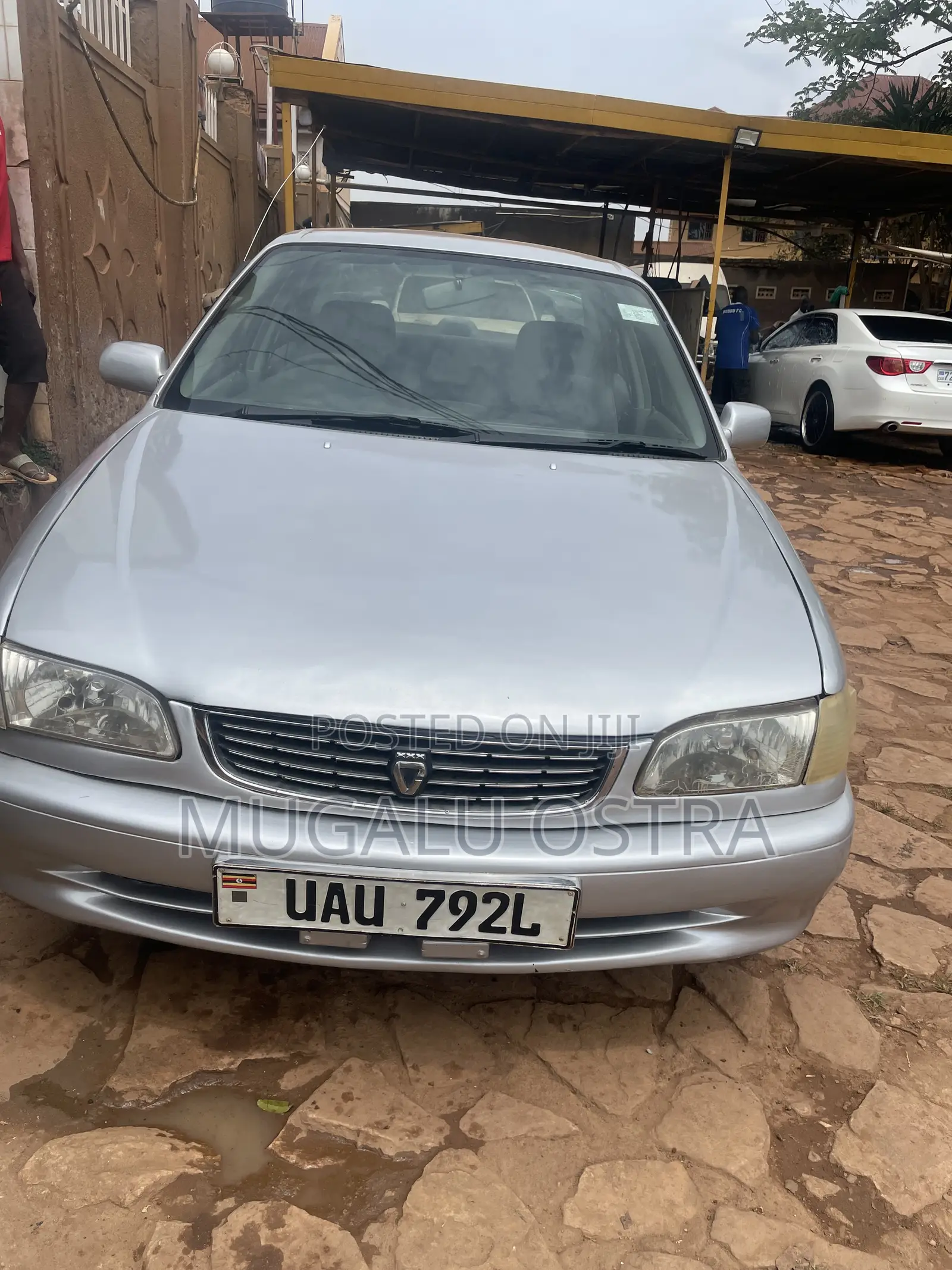 Toyota Corolla 2000 Silver