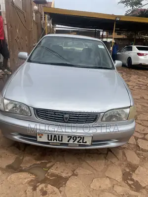 Toyota Corolla 2000 Silver