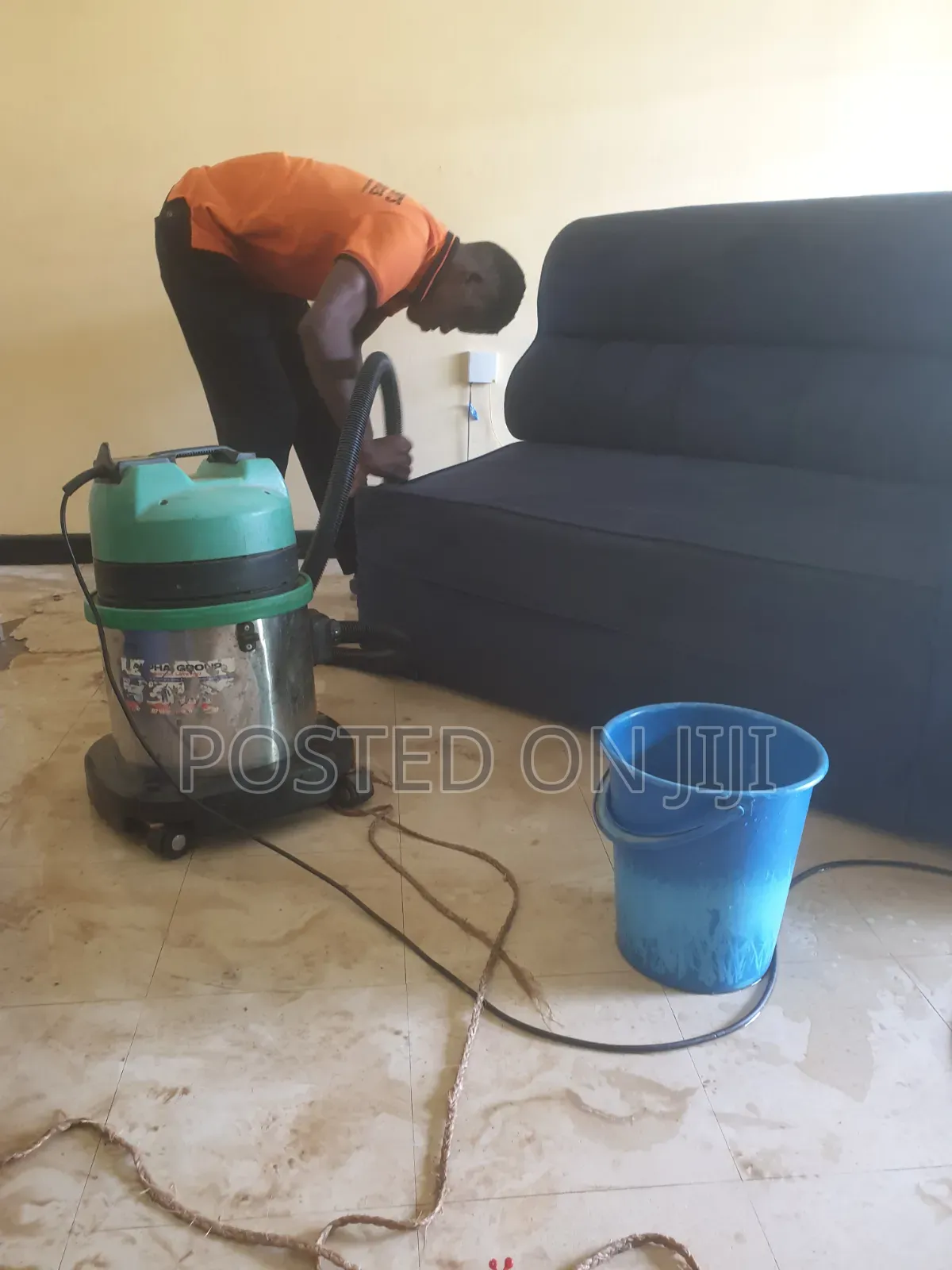 Sofa Set Cleaning Services