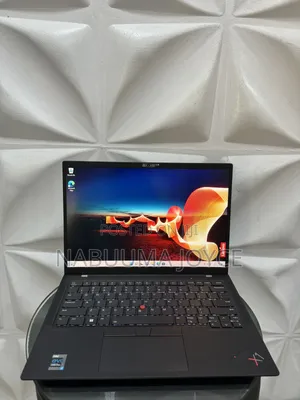 New Laptop Lenovo ThinkPad X1 Carbon 16GB Intel Core i7 SSD 512GB