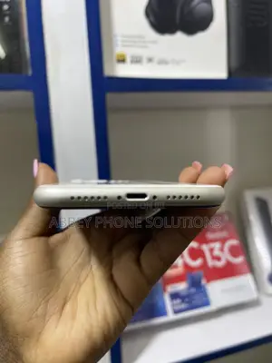 Apple iPhone 11 128 GB White