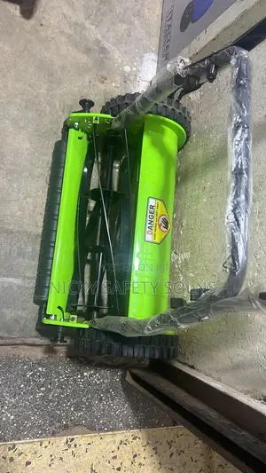 Manual Mower/ Grass Mower