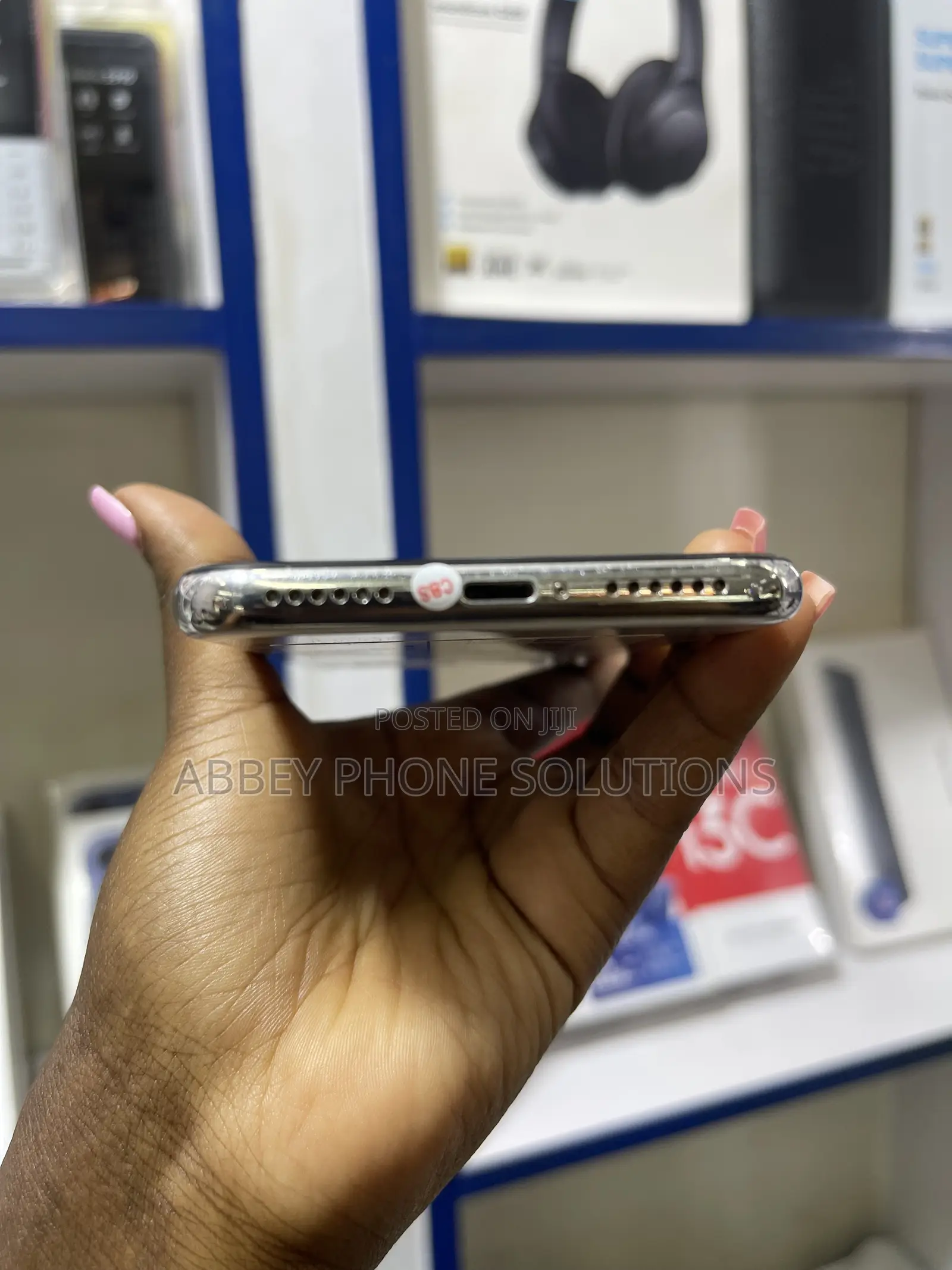 Apple iPhone X 64 GB White