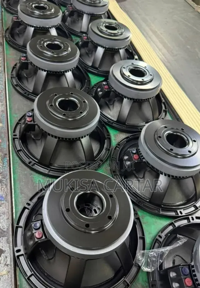 RCF 18" Subwoofer Pro