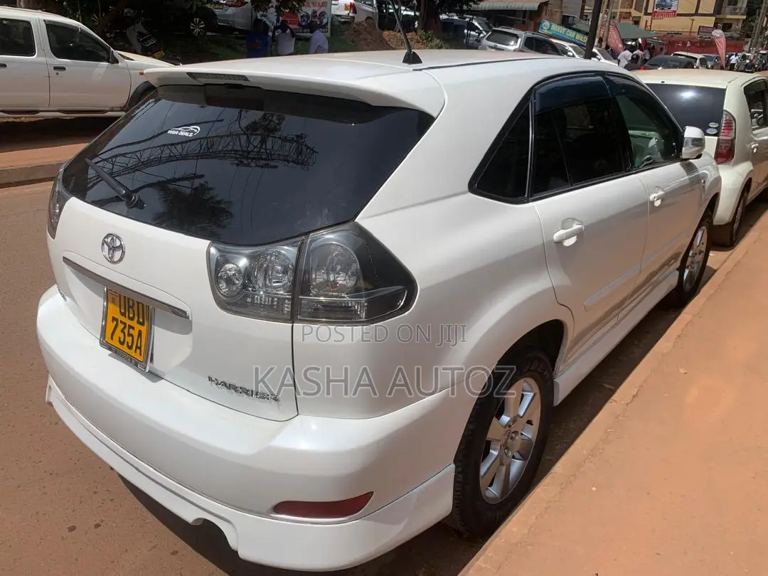 Toyota Harrier 2007 White