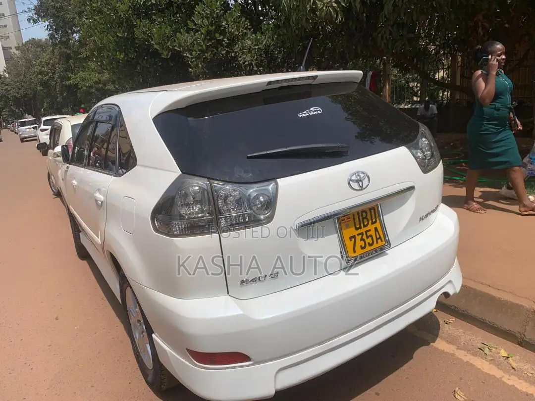 Toyota Harrier 2007 White