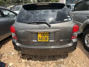 Toyota Corolla Fielder 2010 Gray