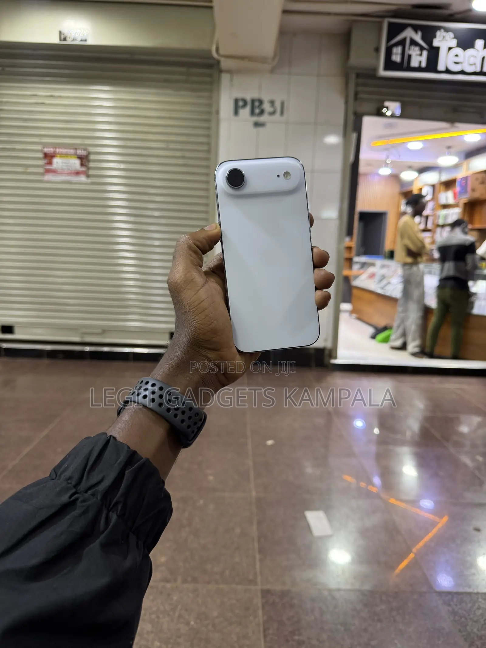 Apple iPhone 17e 256 GB White
