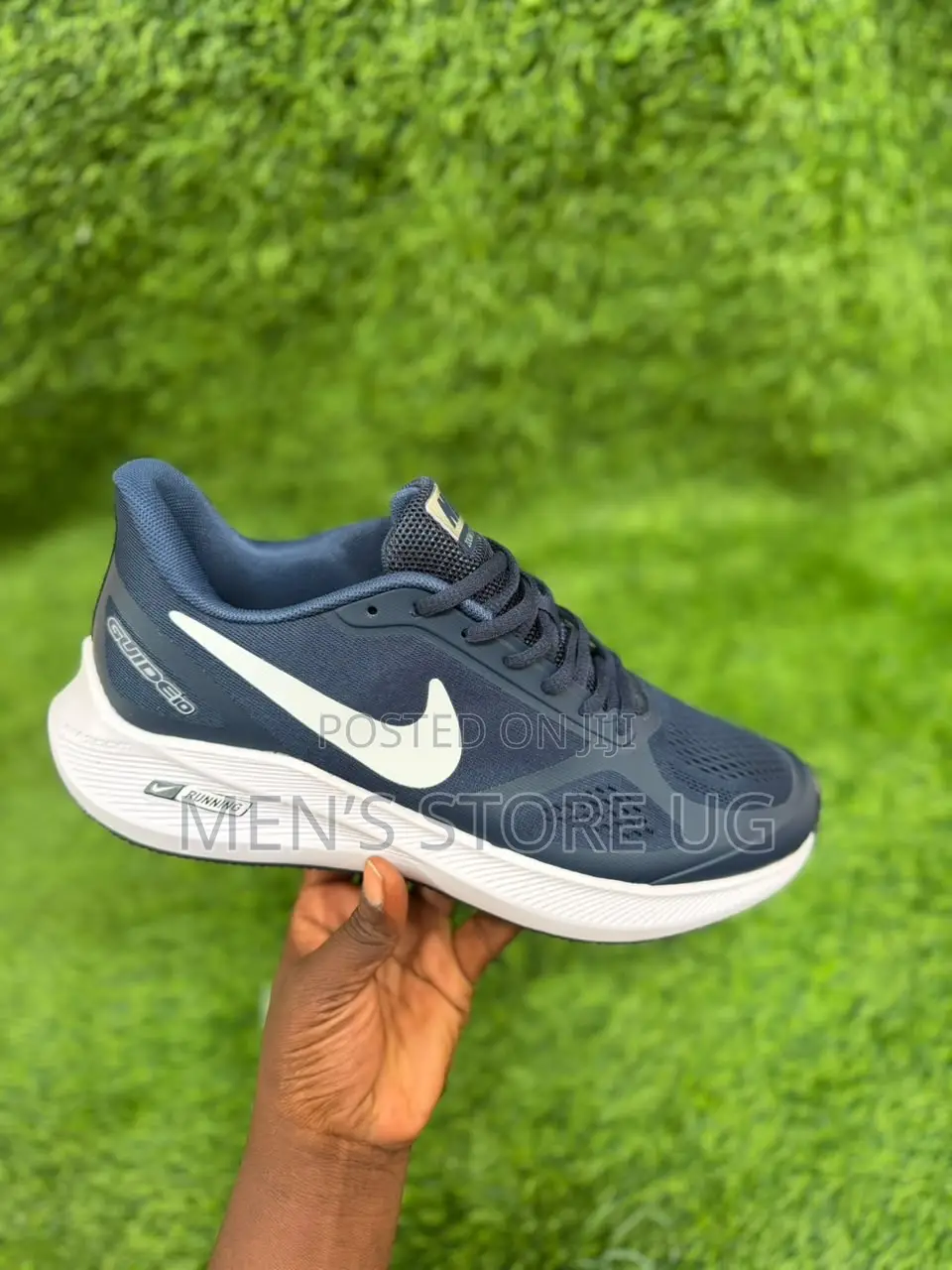Nike Guide 10 Premium Authentic Running Shoes