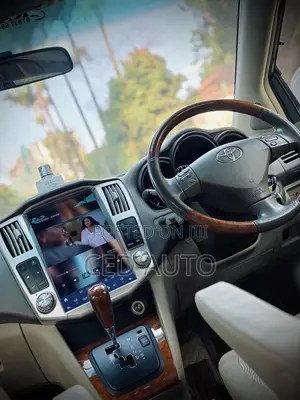 Toyota Harrier 2012 White