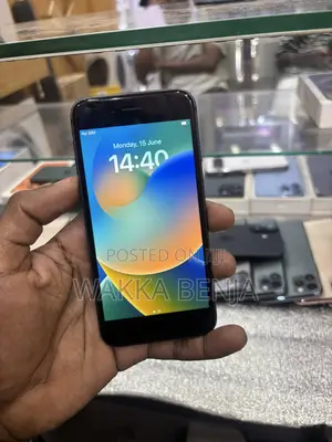 Apple iPhone 8 64 GB Black