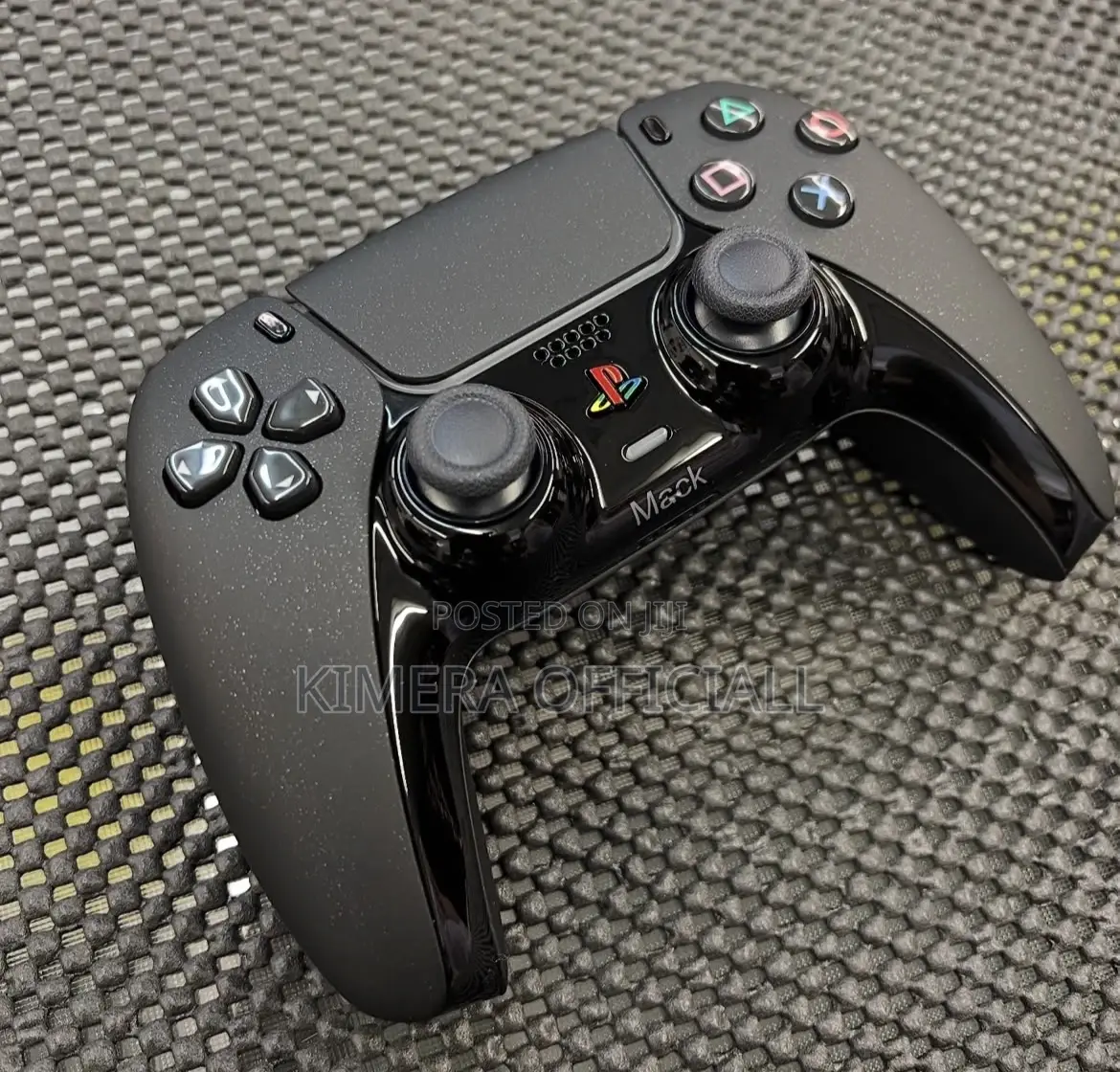 Playstation 5 Controllers. Black Mac Edition