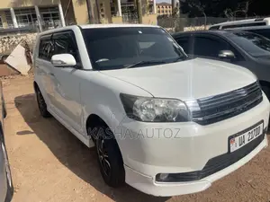 Toyota Corolla Rumion 2011 White