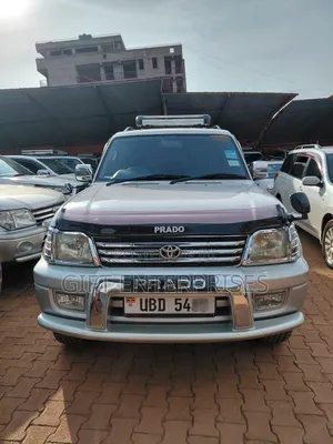 Toyota Land Cruiser Prado 2001 White