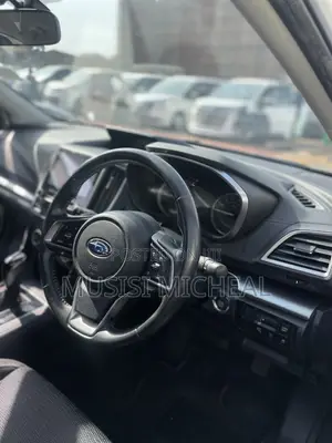 Subaru Impreza 2.0i AWD Hatchback 2017 White