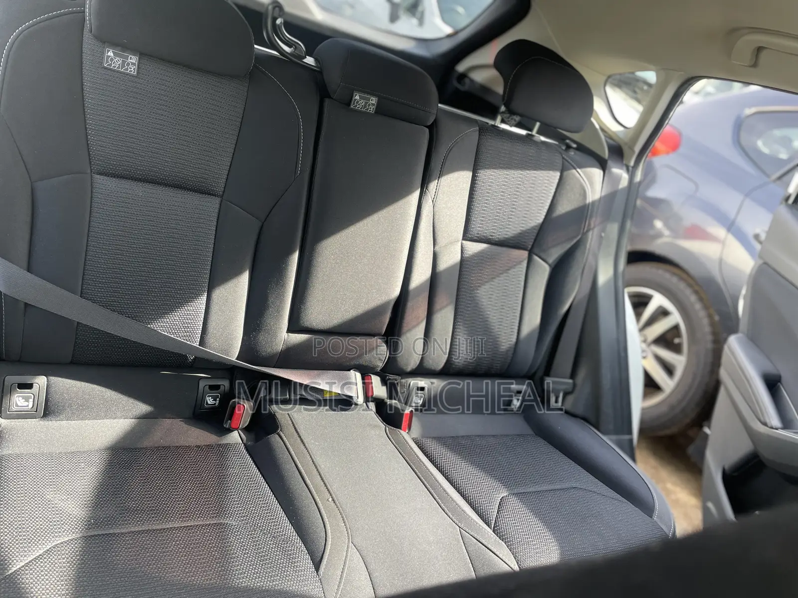 Subaru Impreza 2.0i AWD Hatchback 2017 White