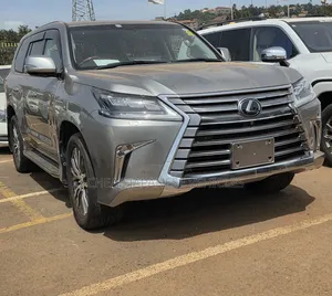 Lexus LX 570 AWD 2017 Beige