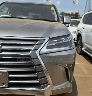 Lexus LX 570 AWD 2017 Beige