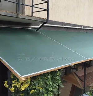 Restaurant Shade