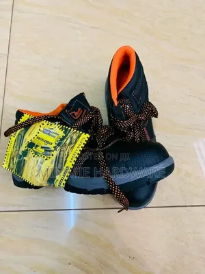 Safety Boots/Rocklander Safety Shoes