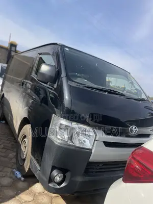 Toyota HiAce 2015 Black