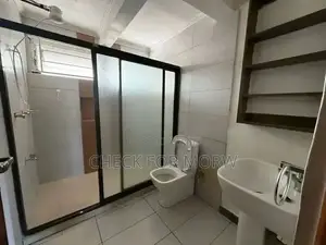 5bdrm Duplex in Bugolobi, Central Division for rent