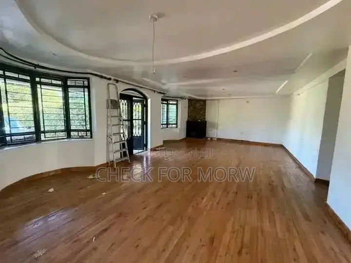 5bdrm Duplex in Bugolobi, Central Division for rent