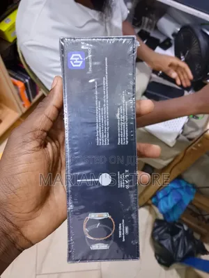 Smartwatch With A 2.09-inch Display And Supports Wireless Charging.