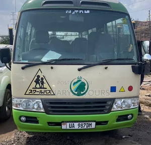 Toyota Coaster 2011