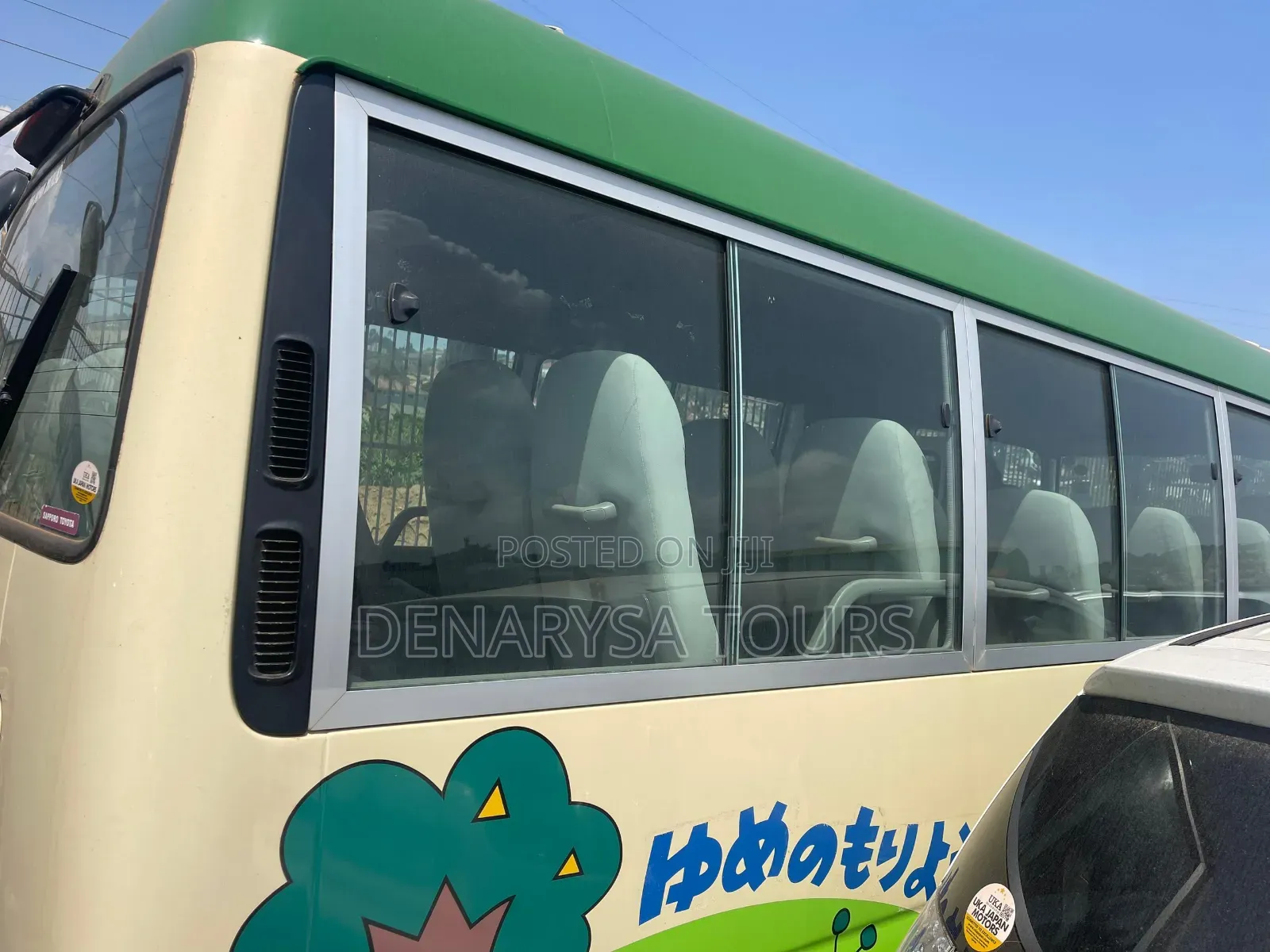 Toyota Coaster 2011