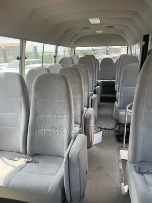 Toyota Coaster 2011