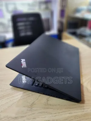 New Laptop Lenovo ThinkPad X1 Carbon 8GB Intel Core i5 SSD 256GB
