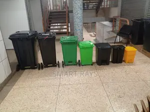 240l,120l/100l/50l/30l Plastic Dustbin With Wheels