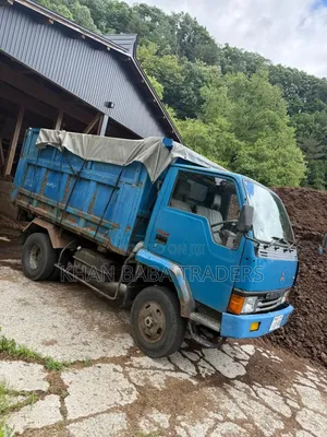 Mitsubishi Dumper Truck 1992 Blue