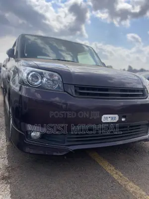 Toyota Rumion 1.5 FWD 2021 Maroon