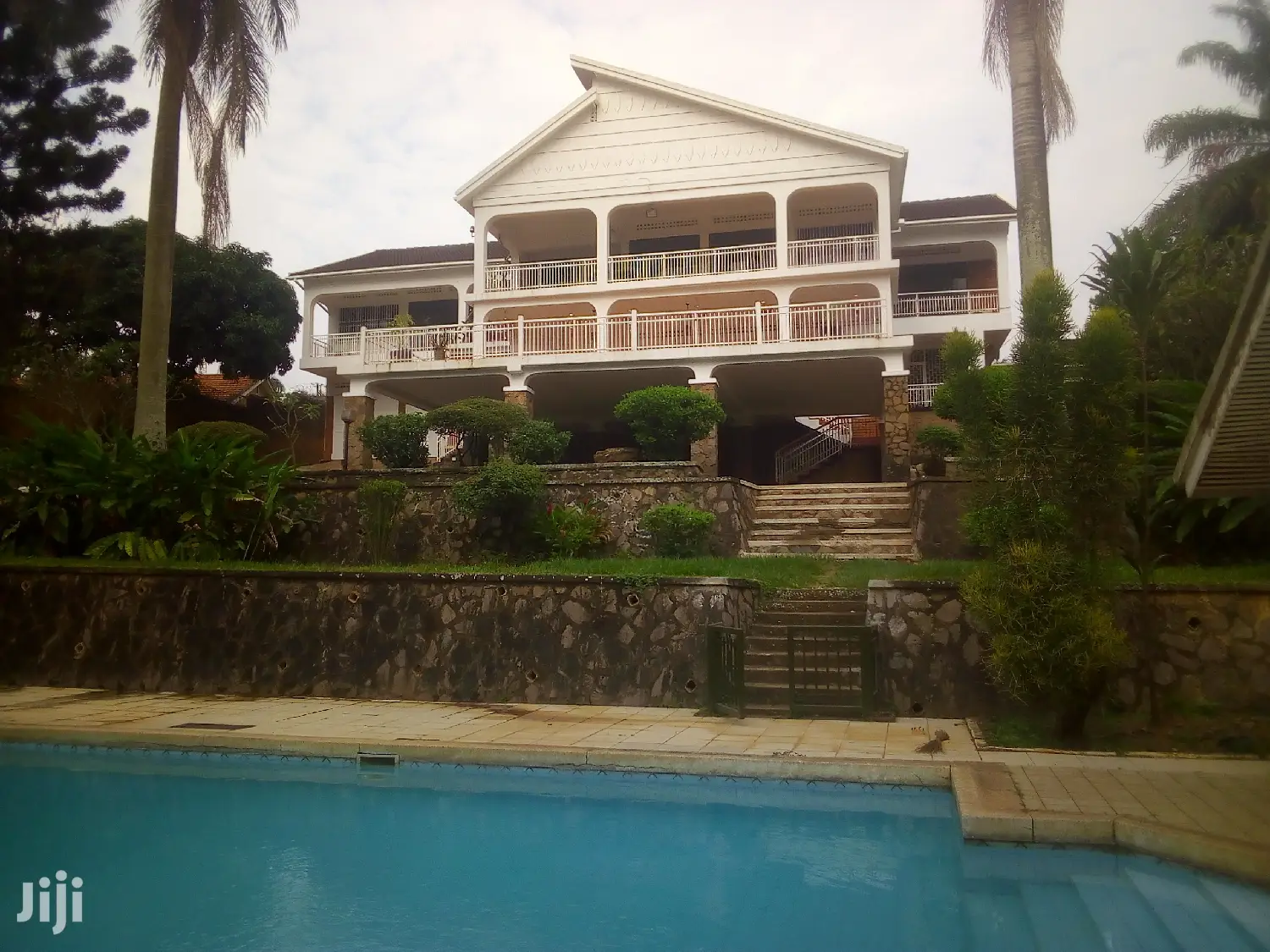 5 Bedroom House For Rent