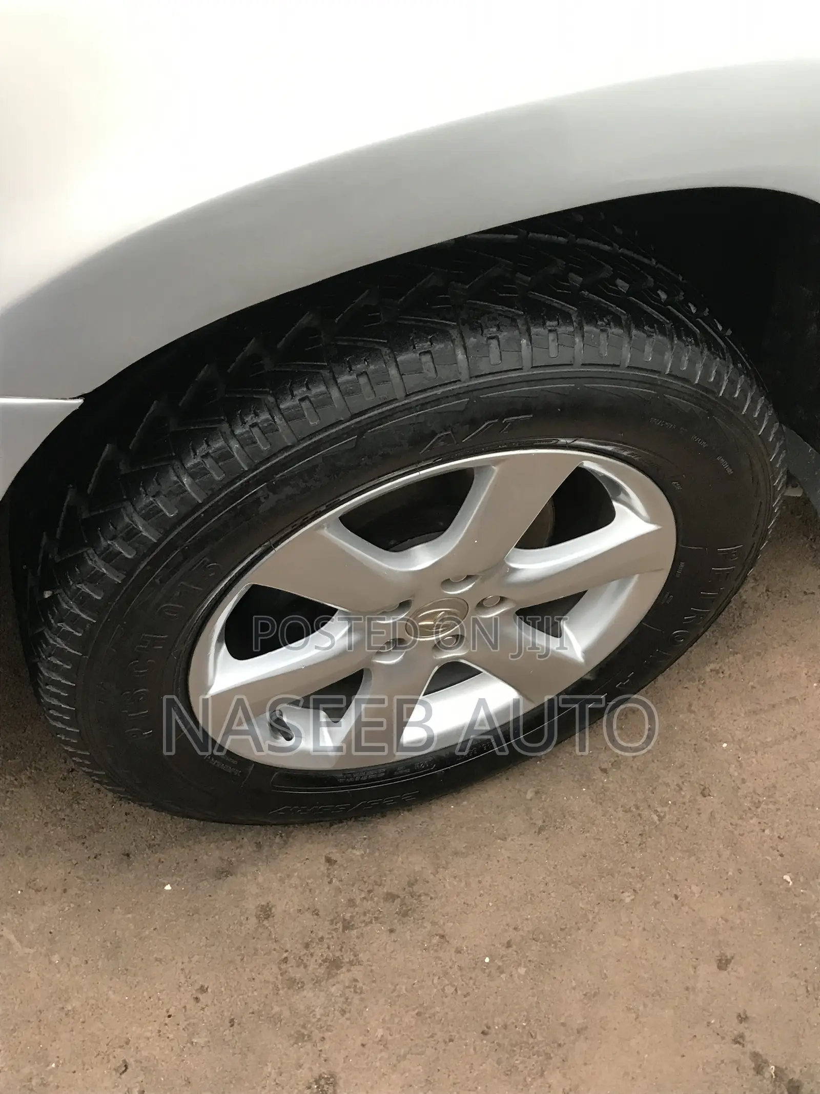 Toyota Vanguard 2009 Silver