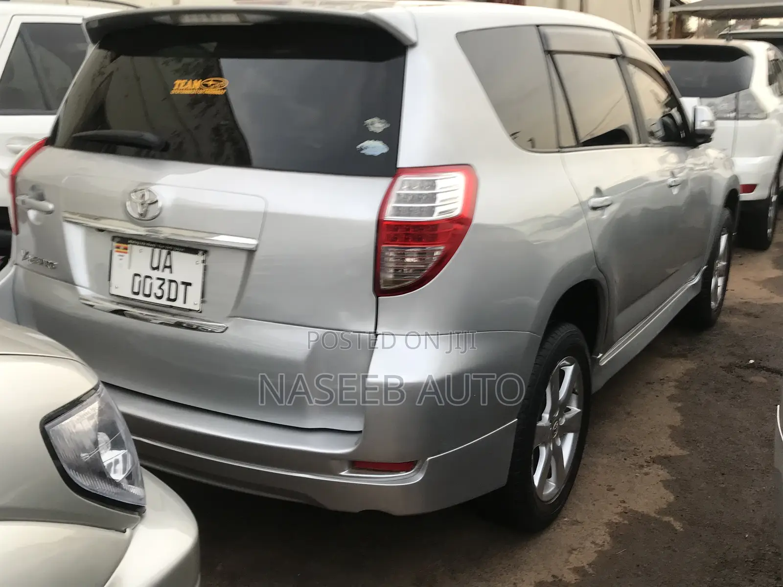 Toyota Vanguard 2009 Silver