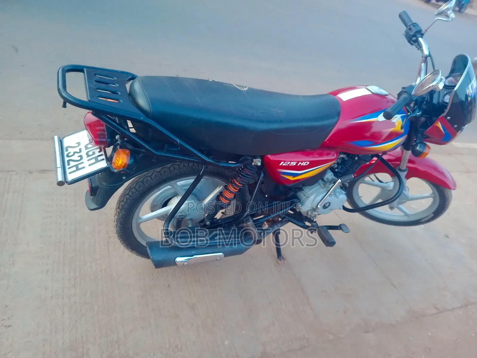Bajaj CT 125X 2025 Red