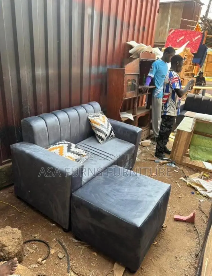 Simple Min L Sofa Set