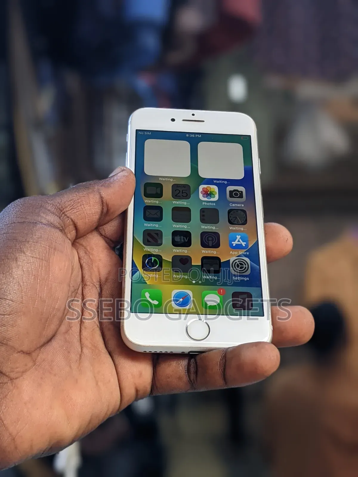 Apple iPhone 8 64 GB White