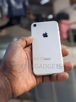 Apple iPhone 8 64 GB White